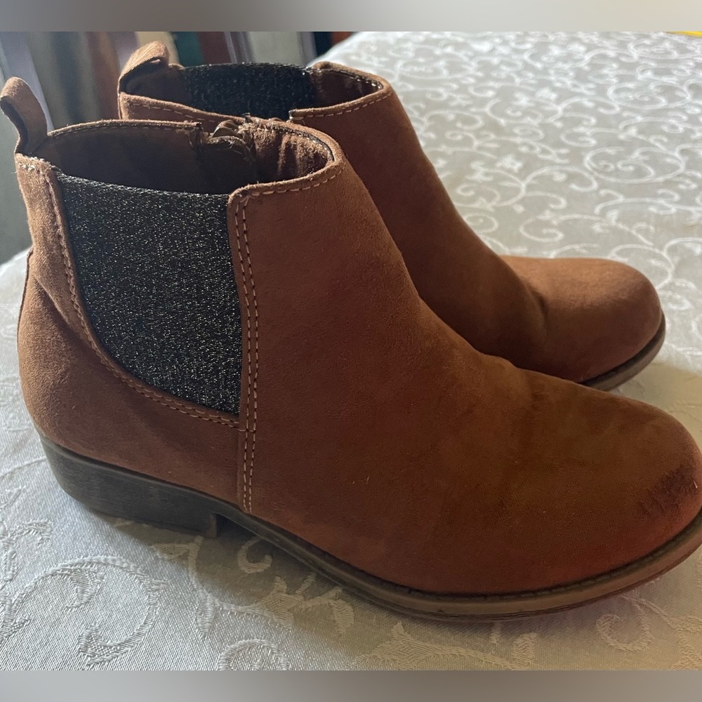 Kids Dynasty Ankle Boots in Chestnut